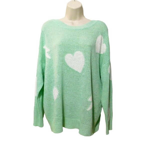Main Strip Sweater Top M Green Lightweight Hearts Pattern 3/4 Sleeve NEW - Picture 1 of 6